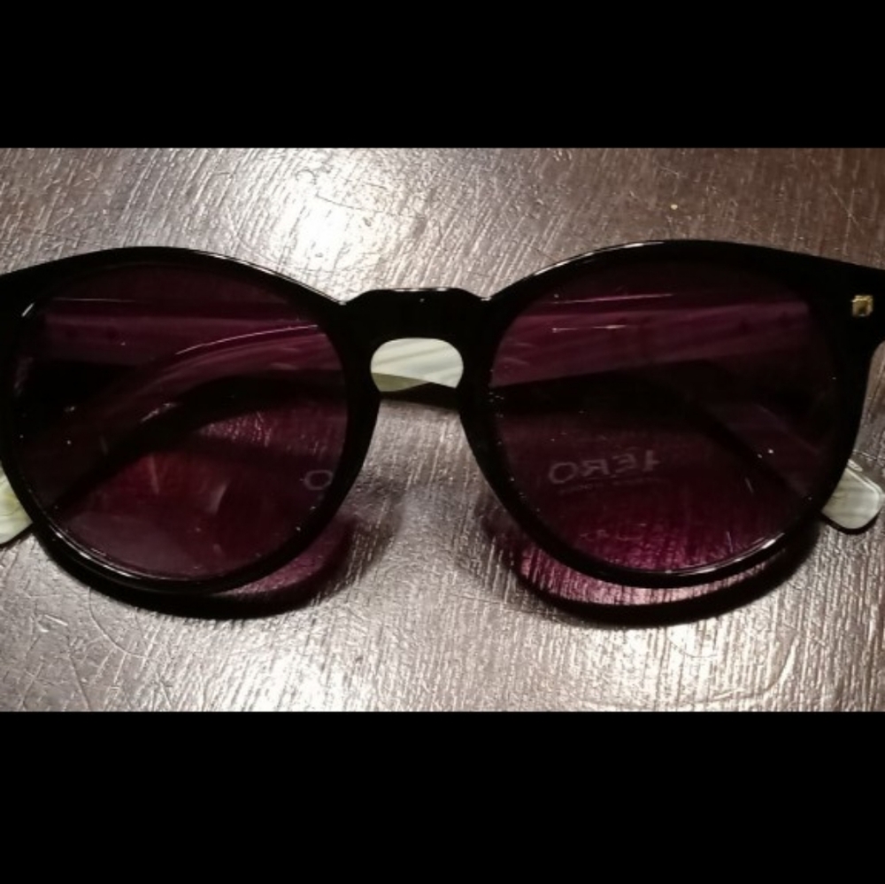 Versace Black and Purple Sunglasses